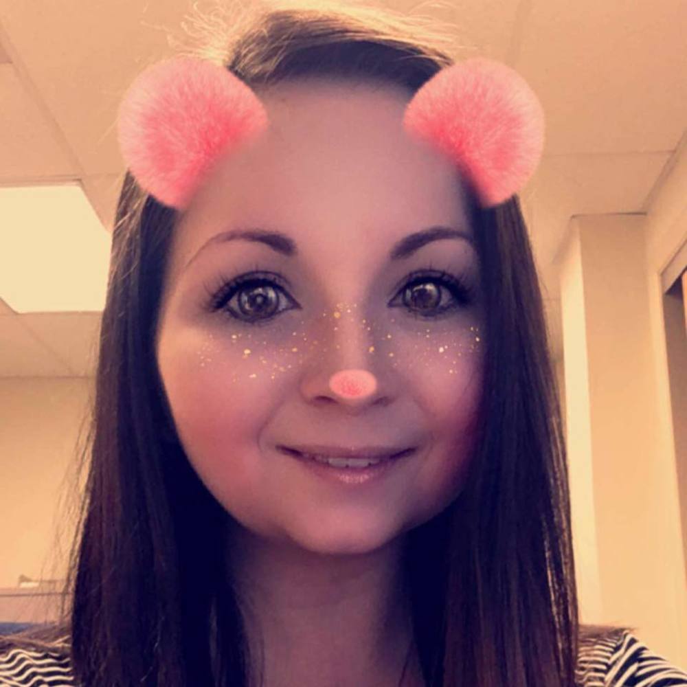 Meet your Posher, Allyssa